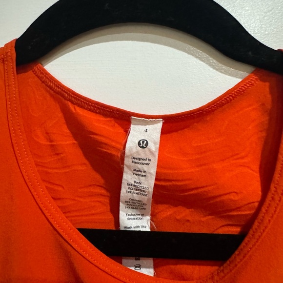 Lululemon Bundle (Leggings, Tops, Sweater) + Nike Shorts! - Picture 7 of 10